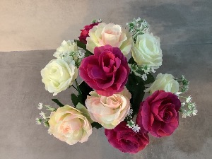 Composition fuchsia, rose et blanc
